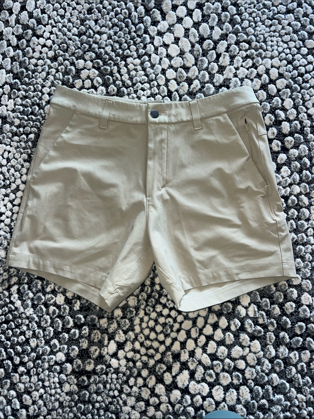 Men's Lululemon  Khaki Performance Shorts, size 30.